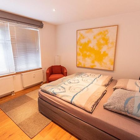 Appartamento Designer Unterkunft In 15. Jahrhundert Altbau 75 M² Fuer Max. 4 Personen Eltville am Rhein Esterno foto